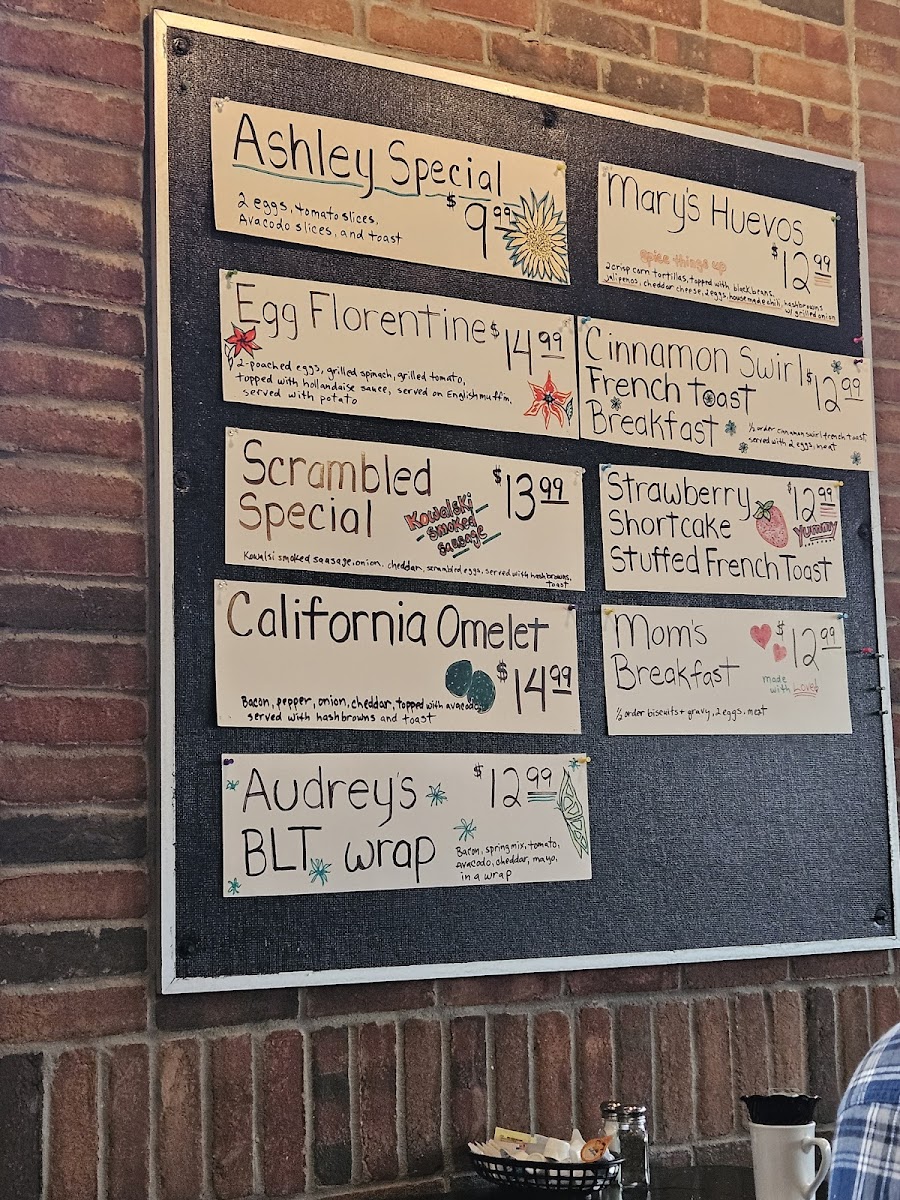 Menu Lynn's On First-8