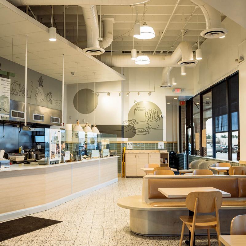 M2O Burgers & Salads