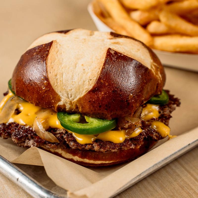 M2O Burgers & Salads-3