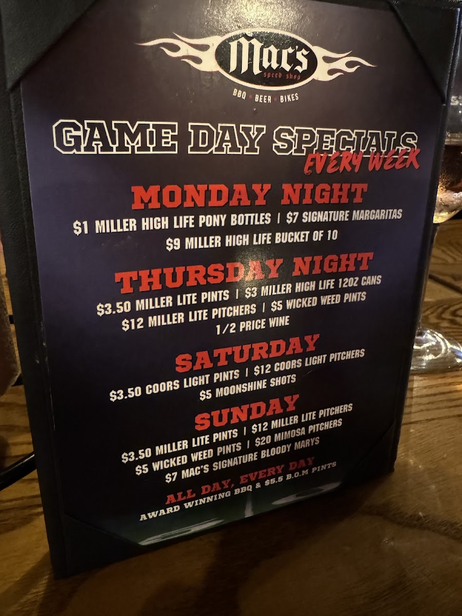 Menu Mac's Speed Shop-9