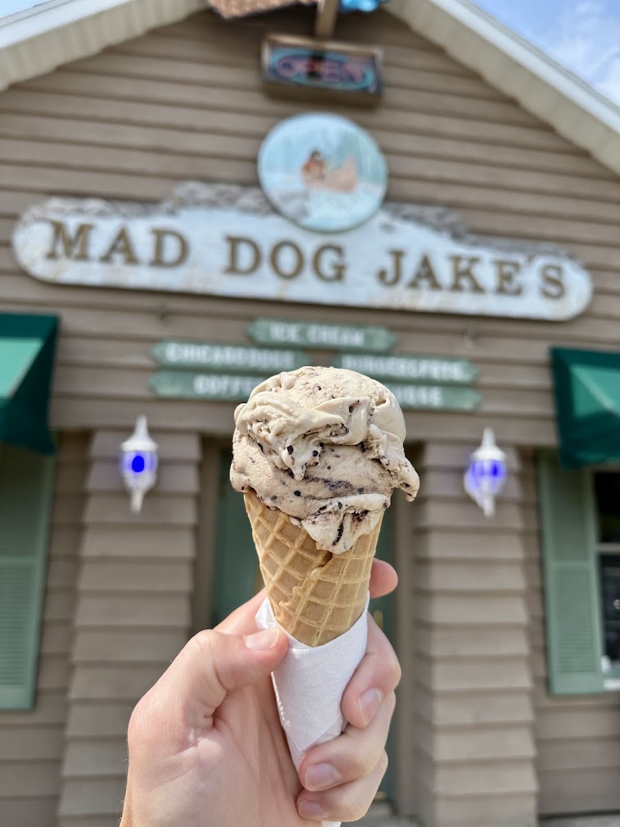 Mad Dog Jake's-2