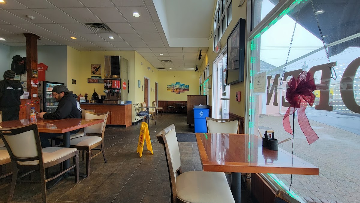 Mad Mike’S Cheesesteaks & Salads