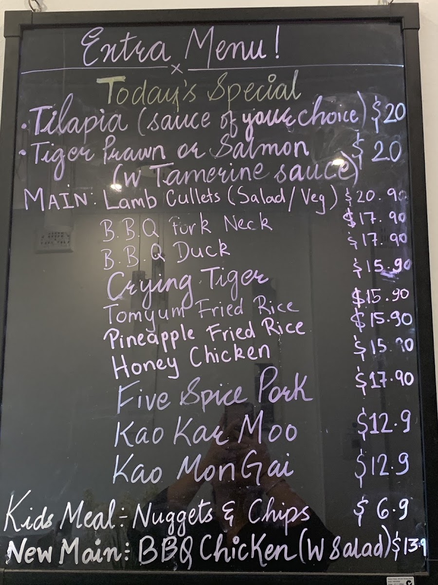 Menu Mae Moon Thai Restaurant-8
