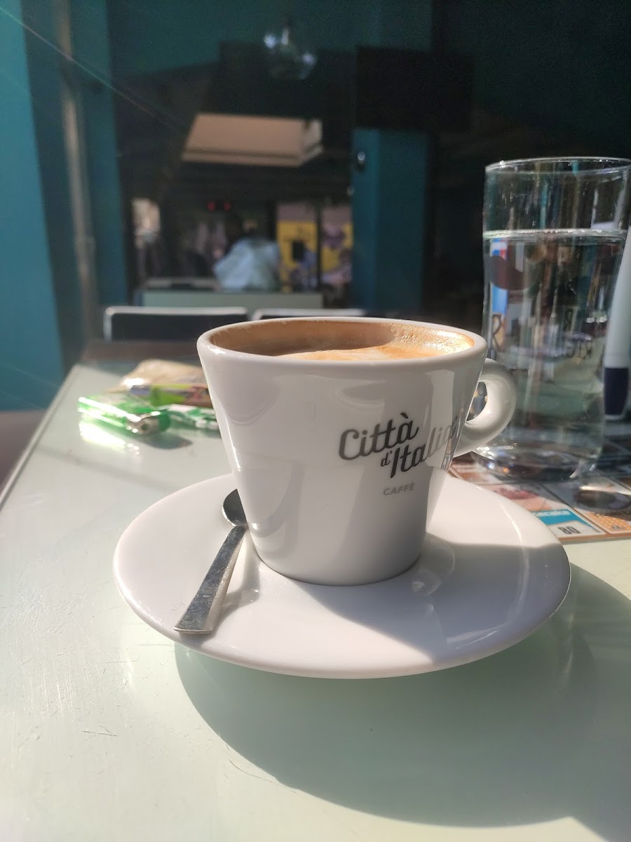 Maestro Cafe-4