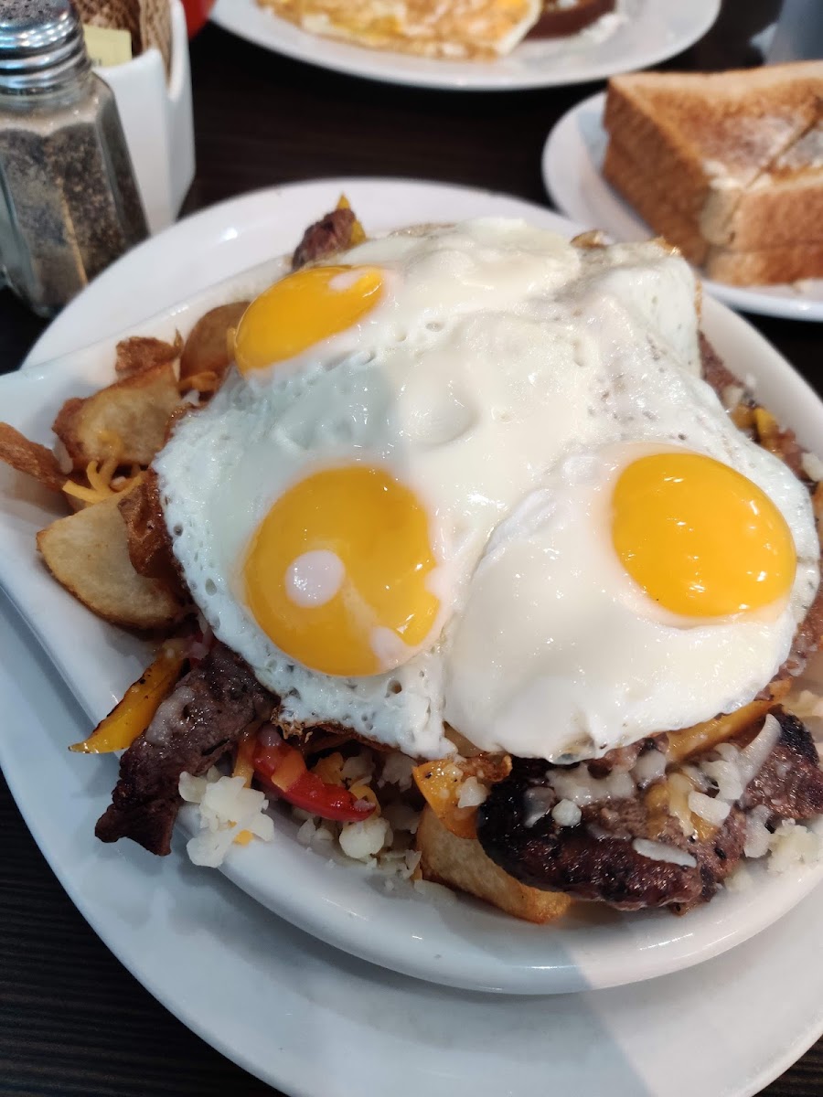 Maggie's Diner-9