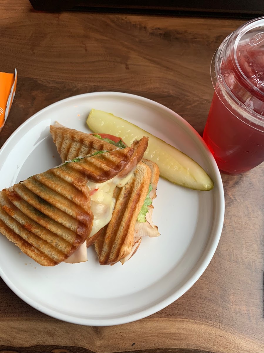 Main St Coffee & Kitchen-7