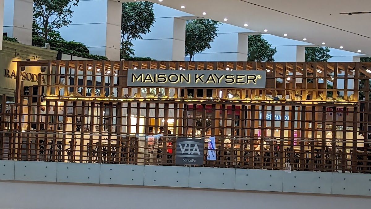Maison Kayser Vía Santa Fe