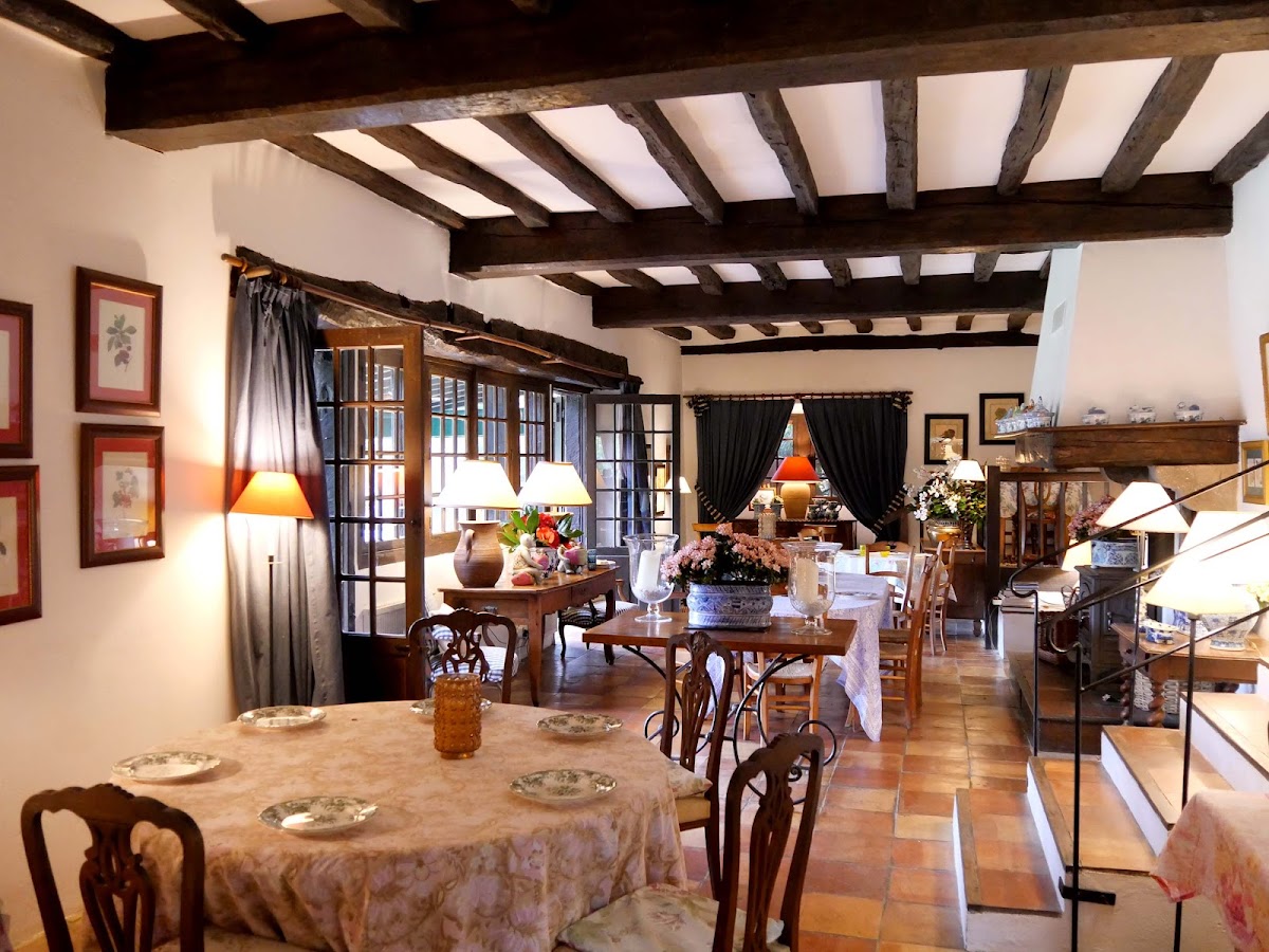 Maison Olhabidea | Restaurant & Maison D'hôtes
