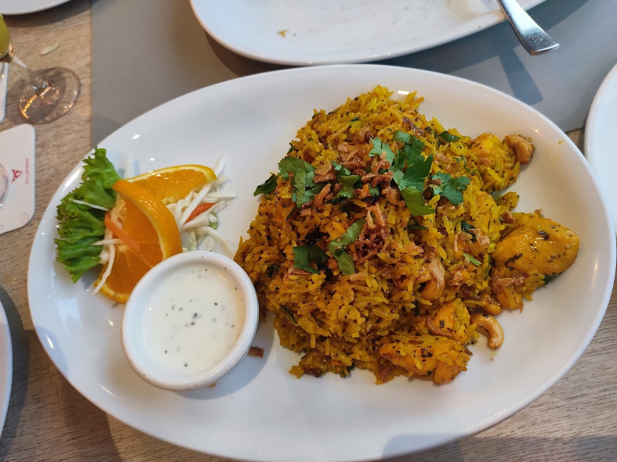 Makalu Kitchen-10