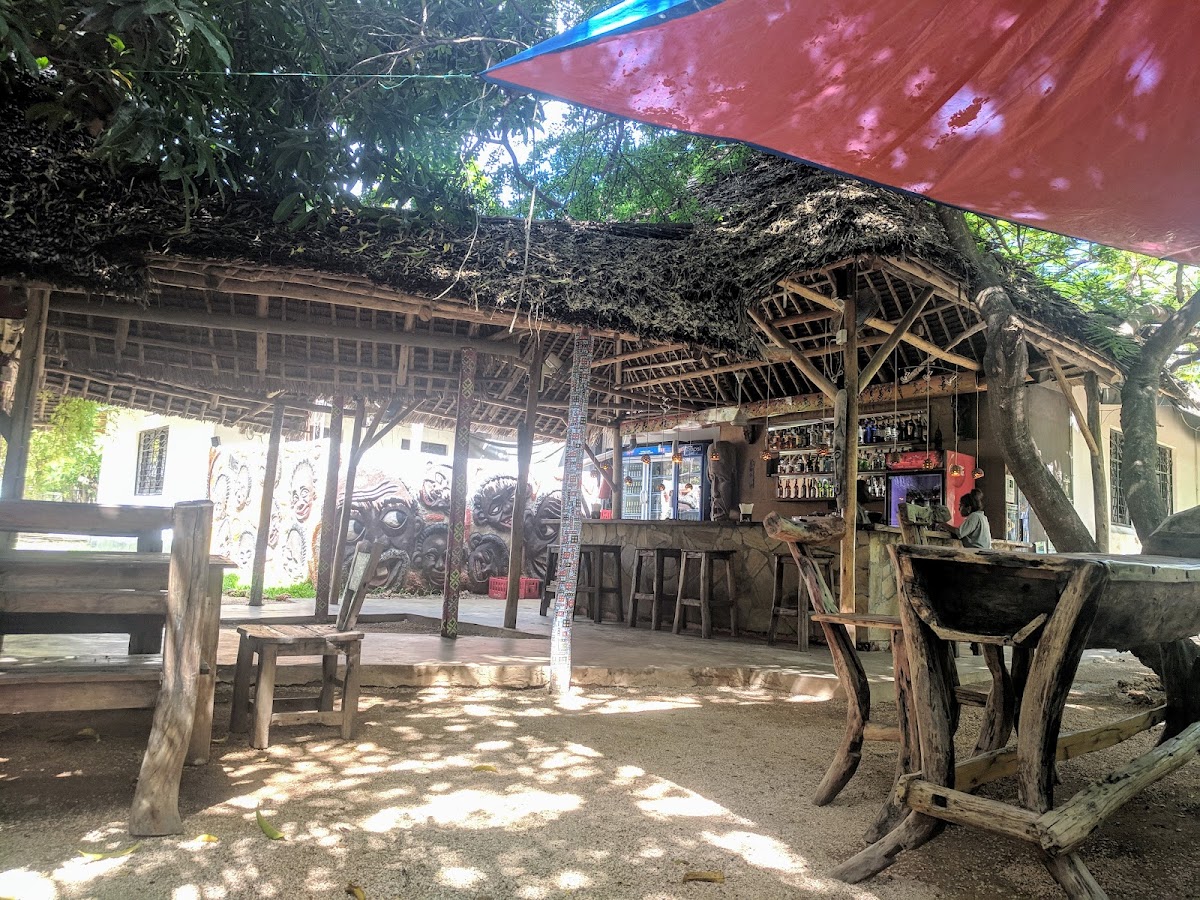 Makuti Dar