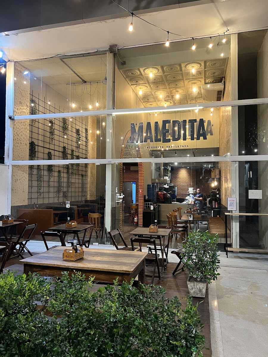 Maledita Pizzeria Napoletana / Itaparica