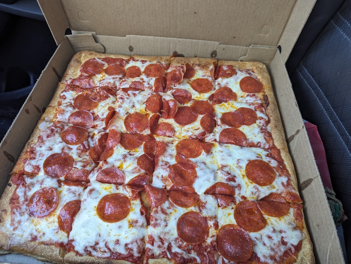 Malta's Pizza-5