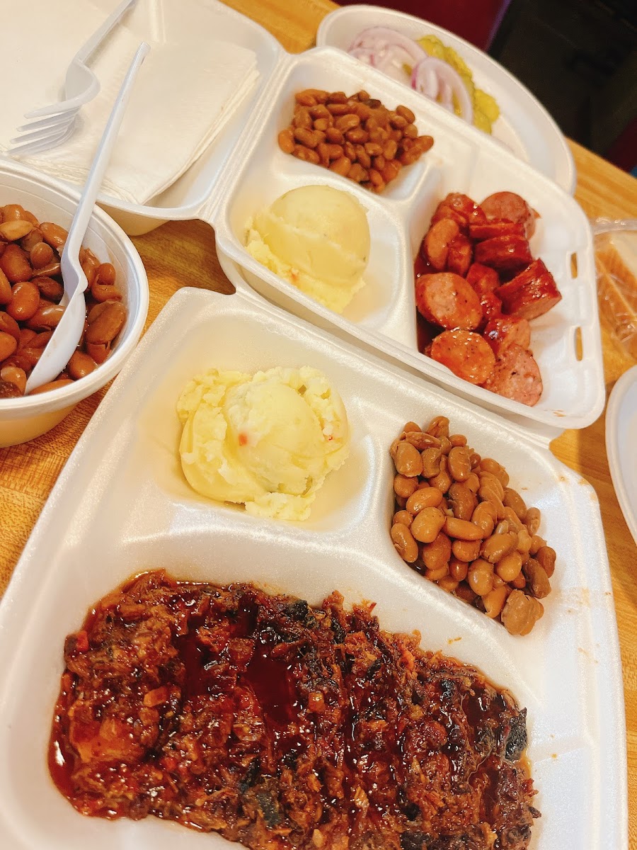 Mama & Papa B's Bar-B-Q-10