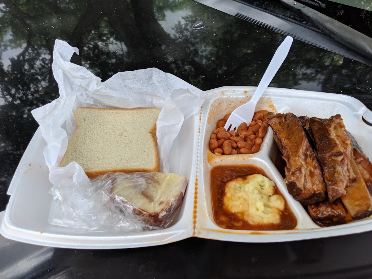 Mama & Papa B's Bar-B-Q-7