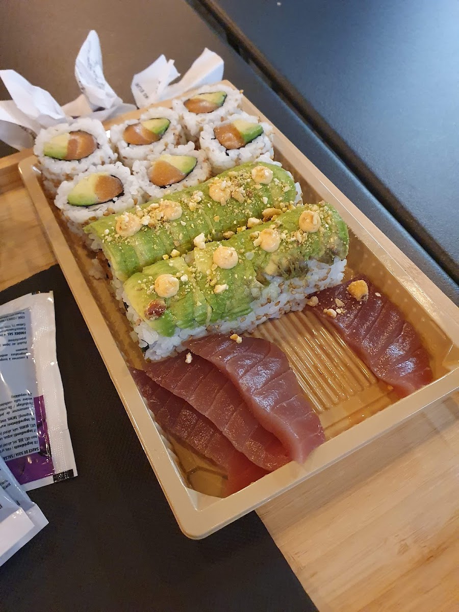 Mama Sushis-10