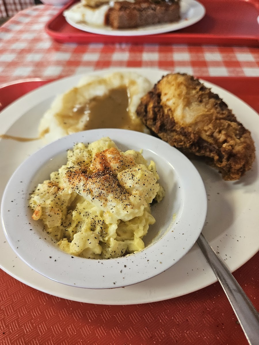 Mama's Kitchen-3