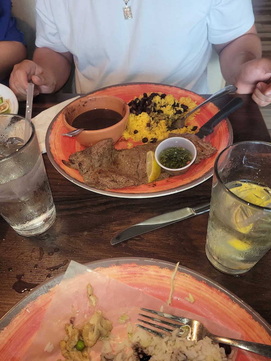 Mambos Cuban Café-6