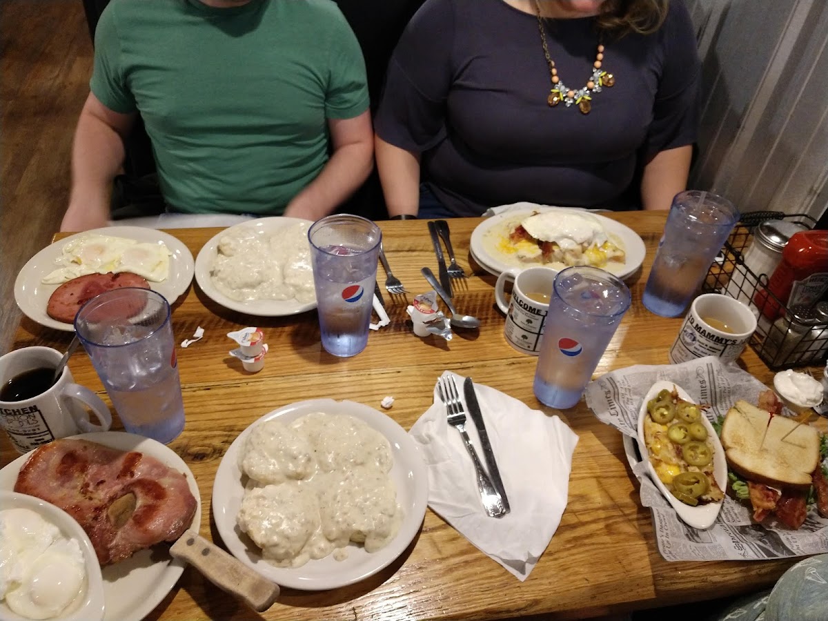 Mammy's Kitchen & Bar-10