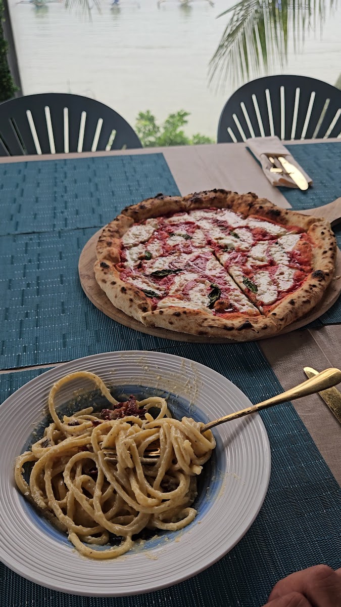 Mangio Italian Restaurant-2