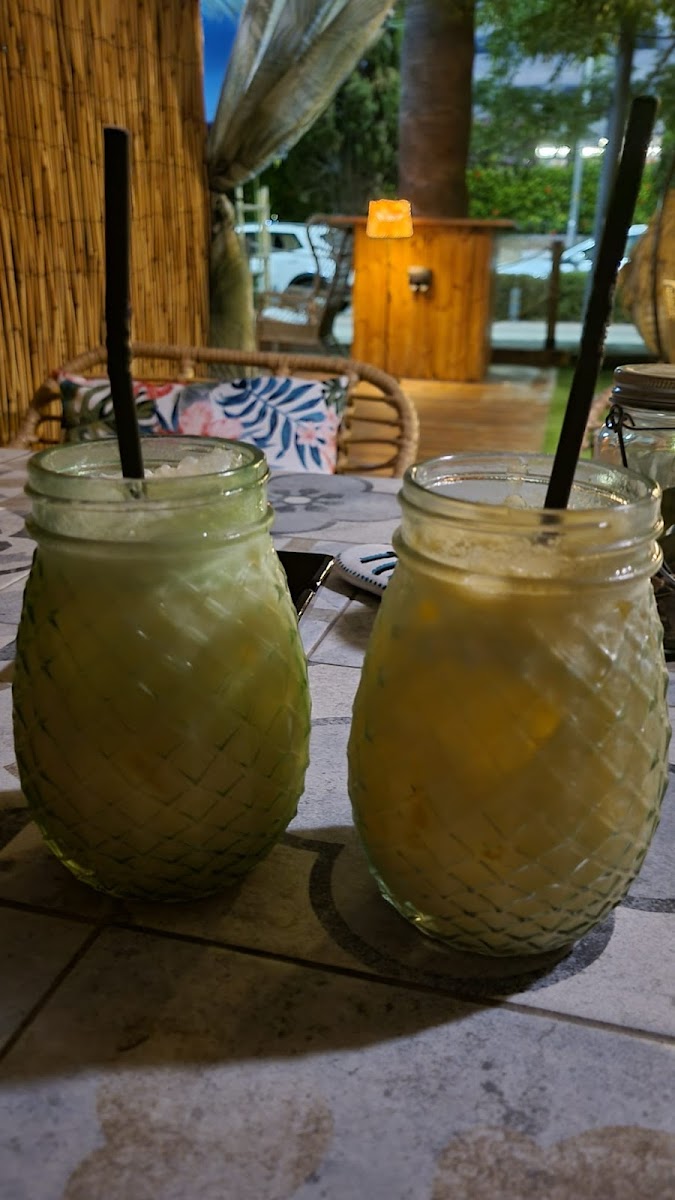 Mango Café & Bar-5