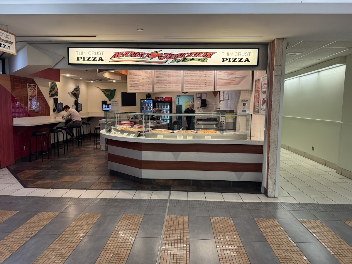 Mango Junction Pizza-3