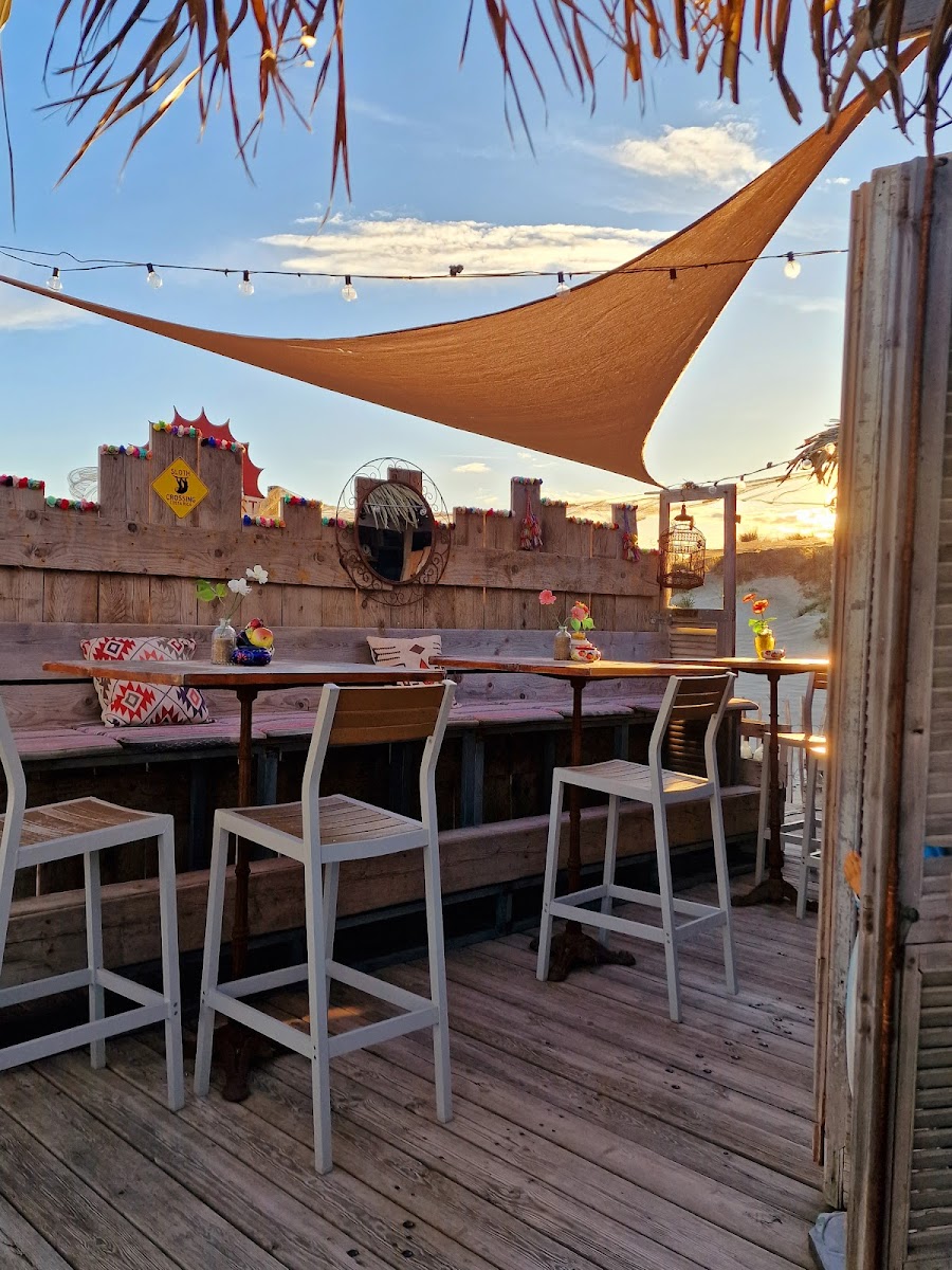 Mango's Beach Bar