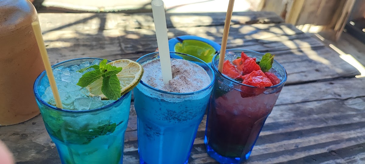 Mango's Beach Bar-6