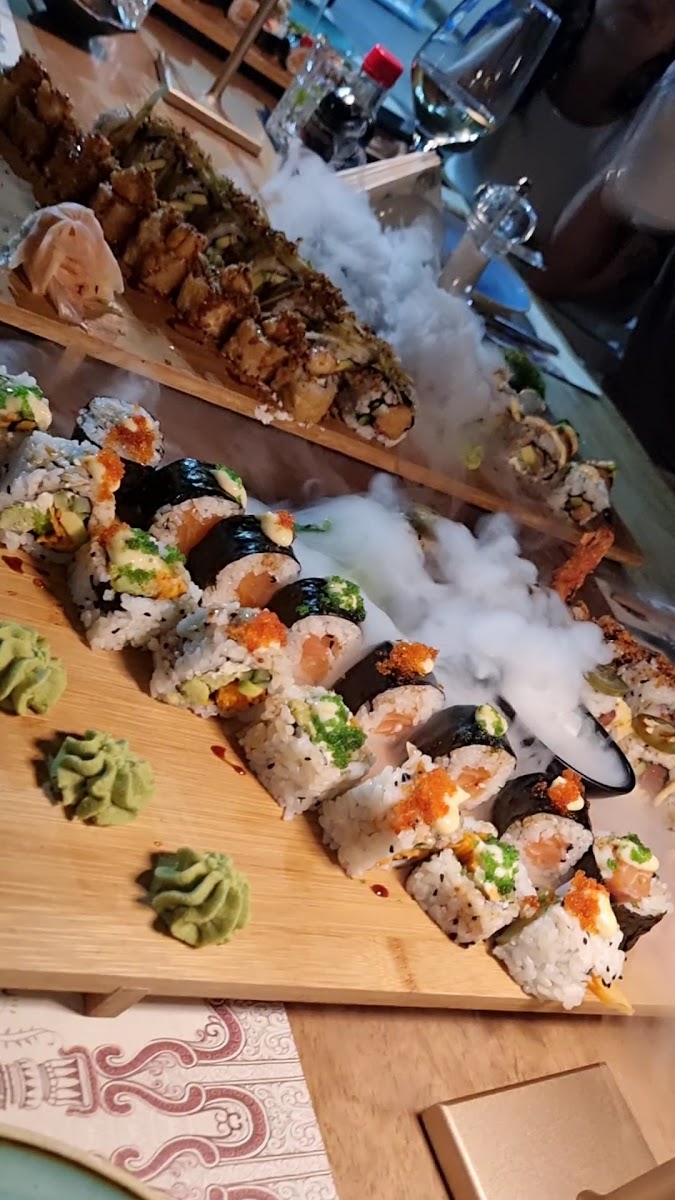 Manoo Raw Bar - Club Zakynthos-2