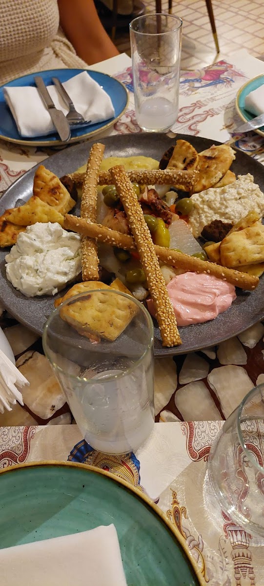 Manoo Raw Bar - Club Zakynthos-6