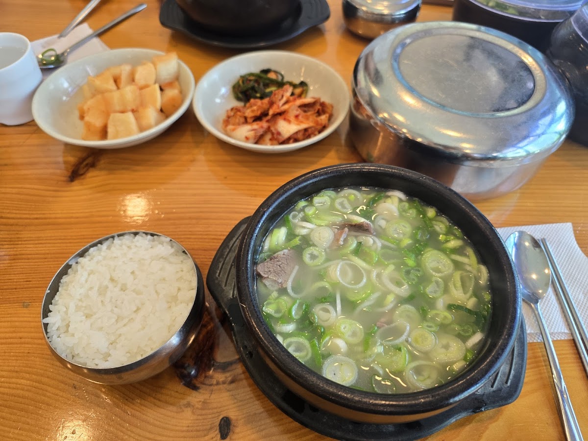 Mapo Yangji Ox Bone Soup-4