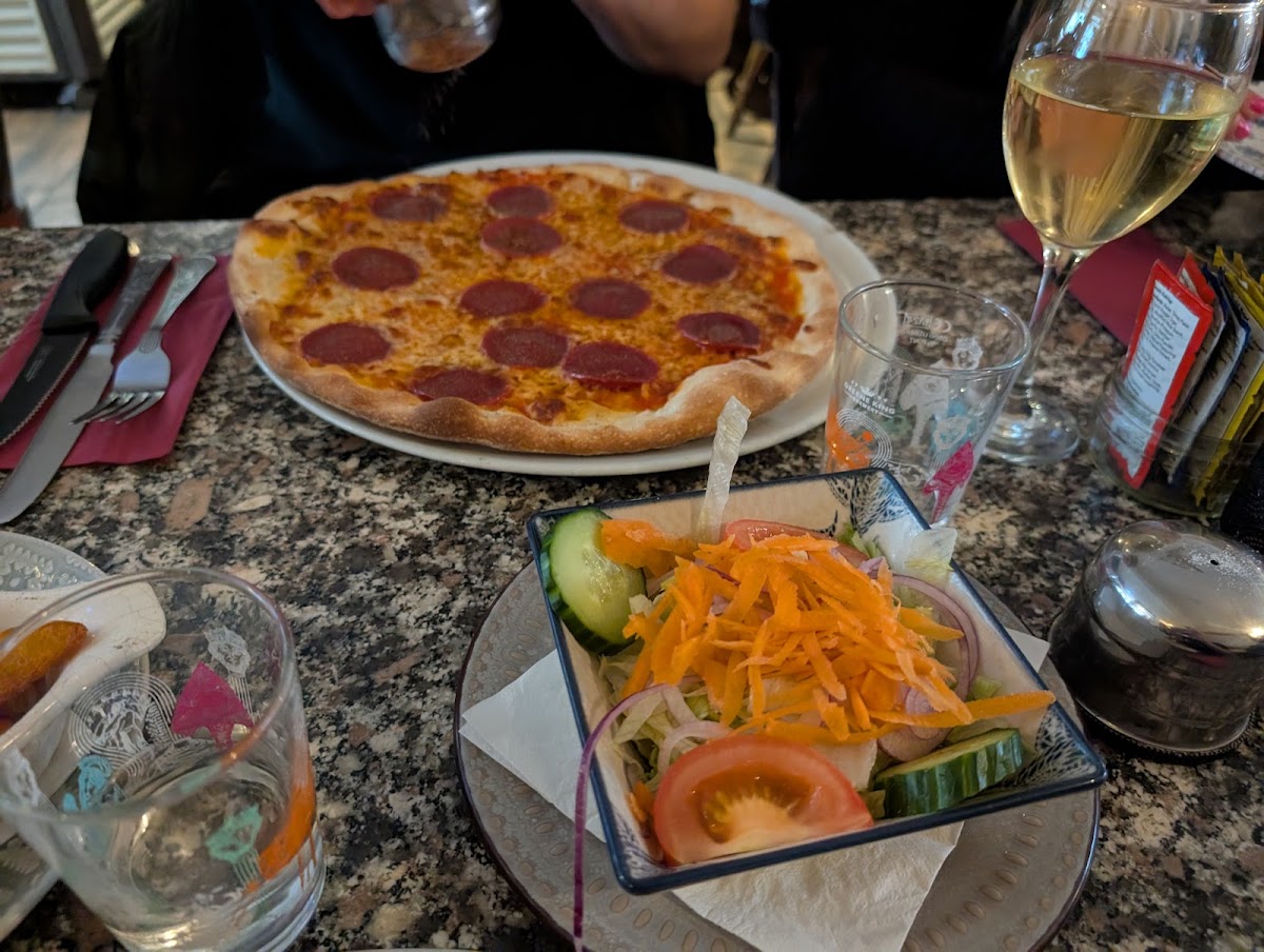 Marco Polo Pizzeria-4