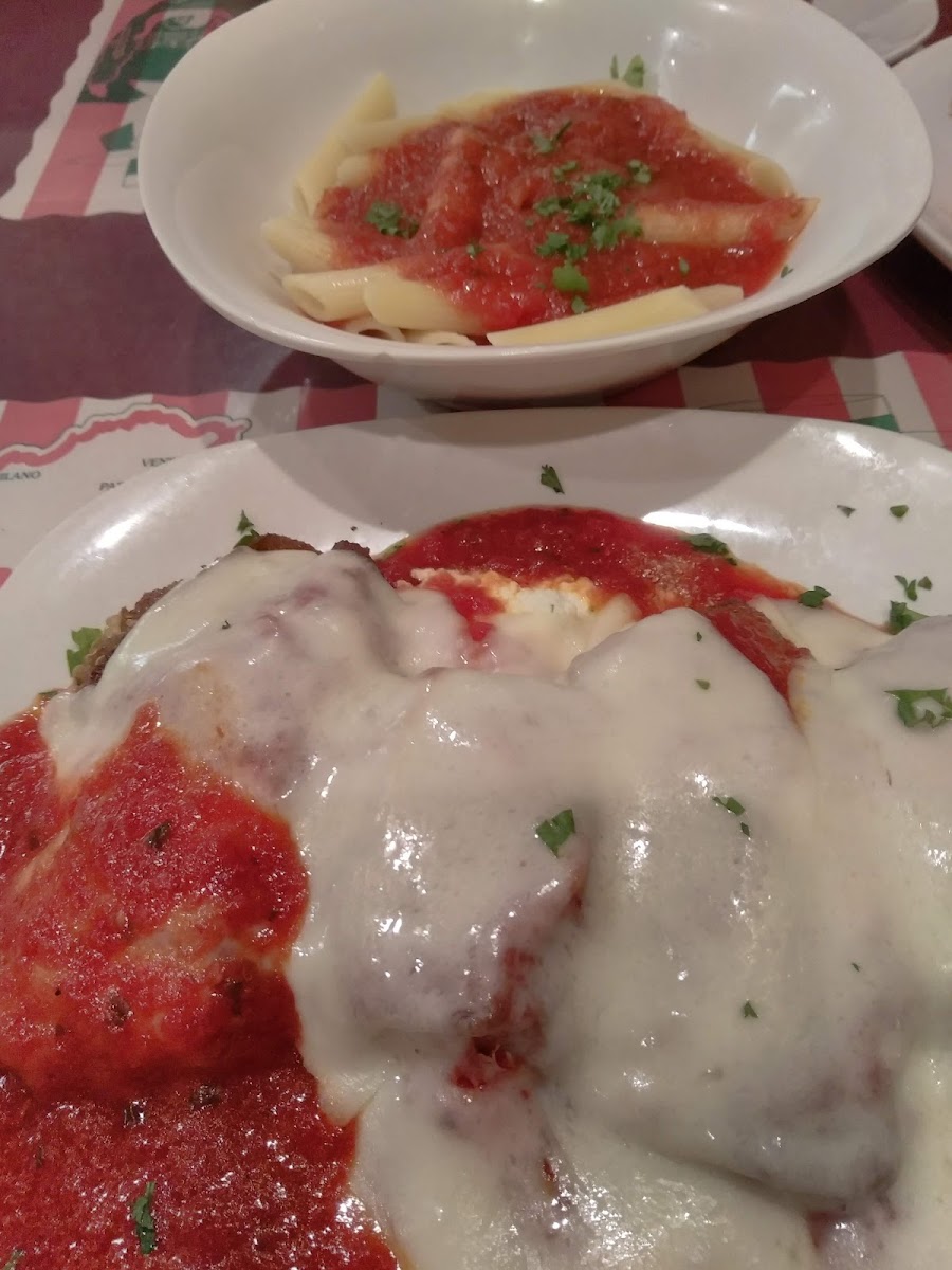 Marcos Pizza & Family Restaurant-9