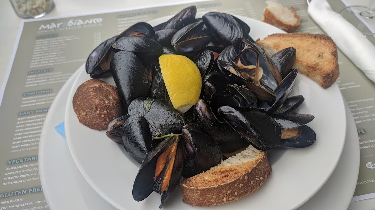 Marebianco Osteria Pizzeria-8