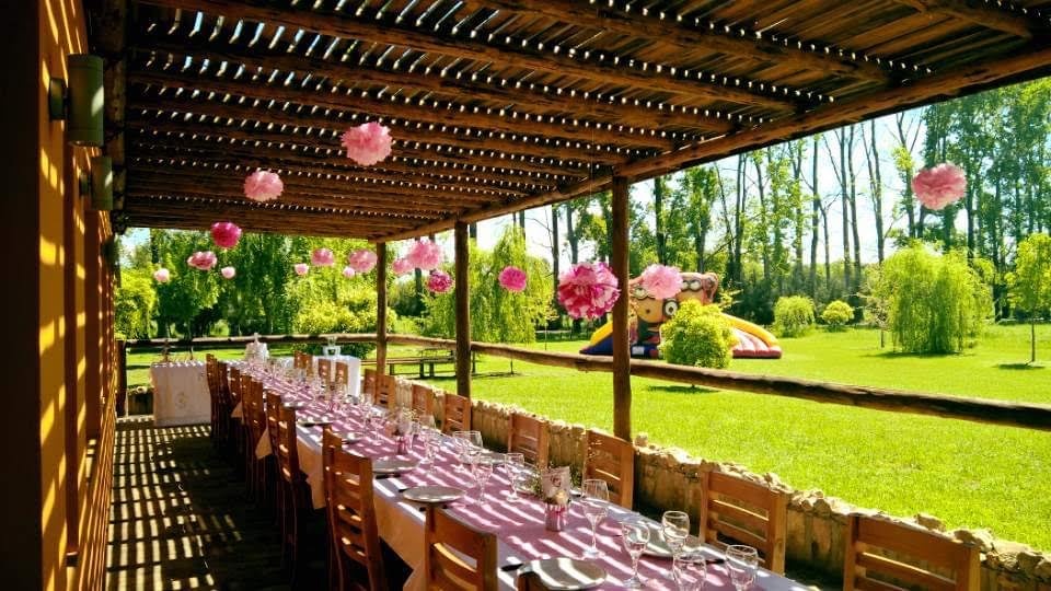 Maria Gracia Carlos Keen, Restaurante Y Eventos