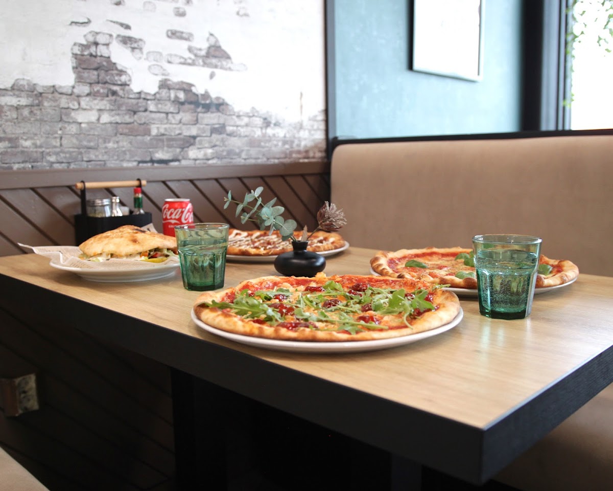 Marinella Pizzeria-10