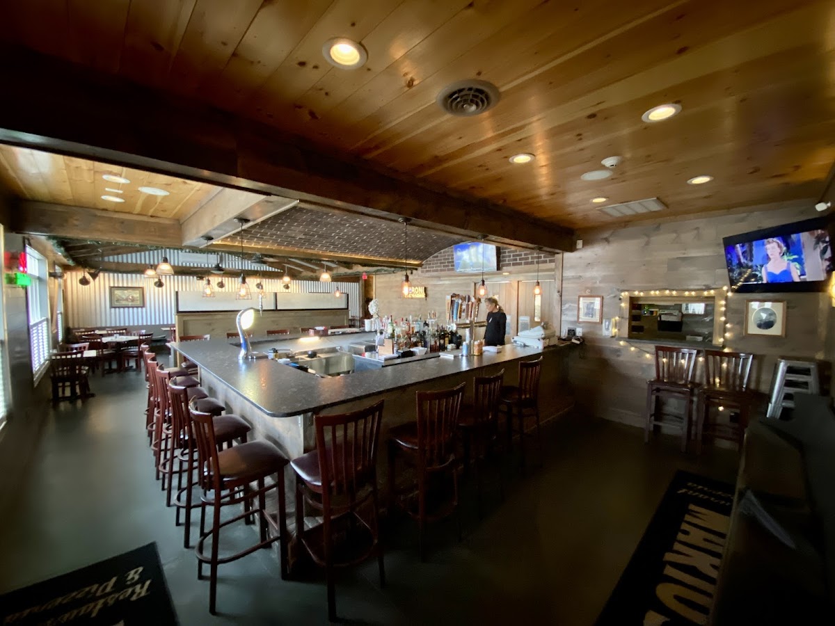 Mario's Restaurant And Pizzeria