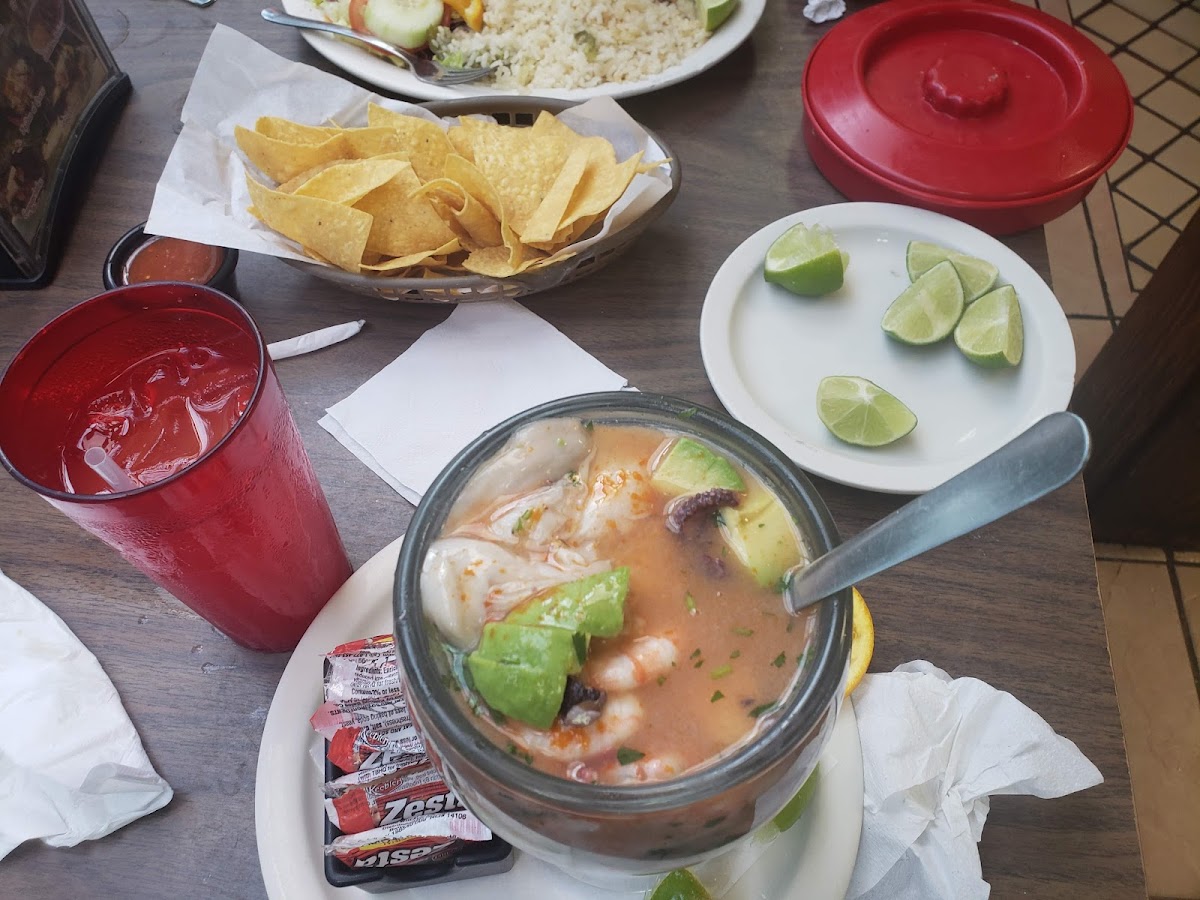 Mariscos El Centenario-8