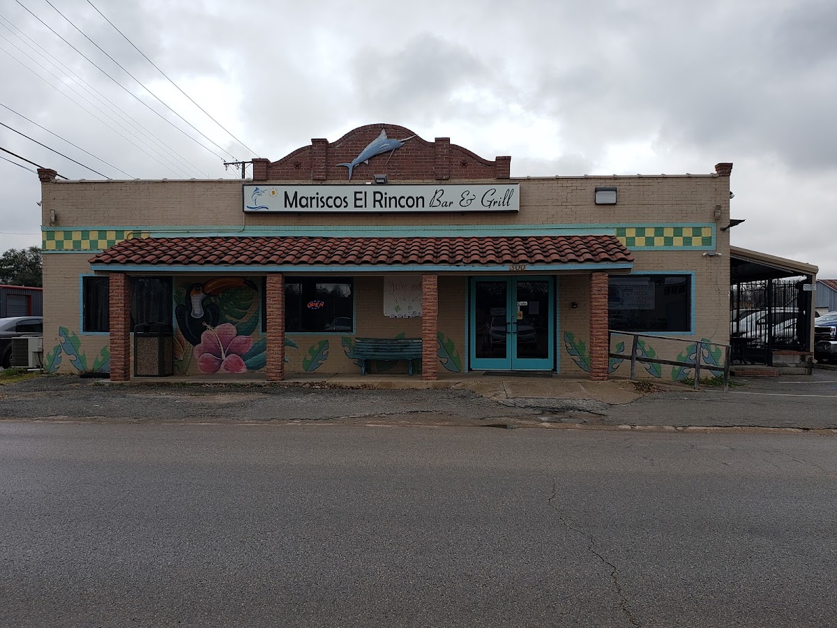 Mariscos El Rincon Bar & Grill