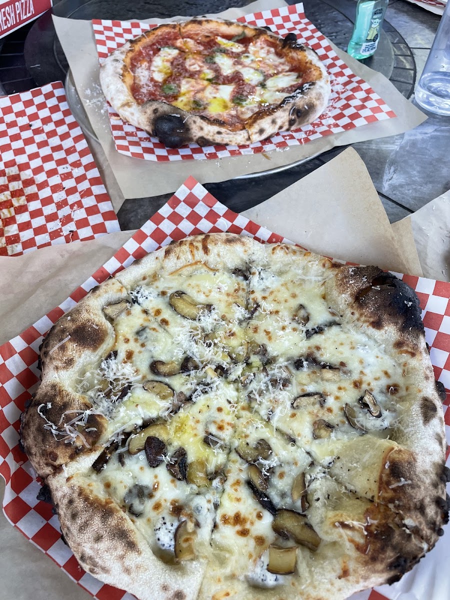 Market Pizza By Drew Butler-4