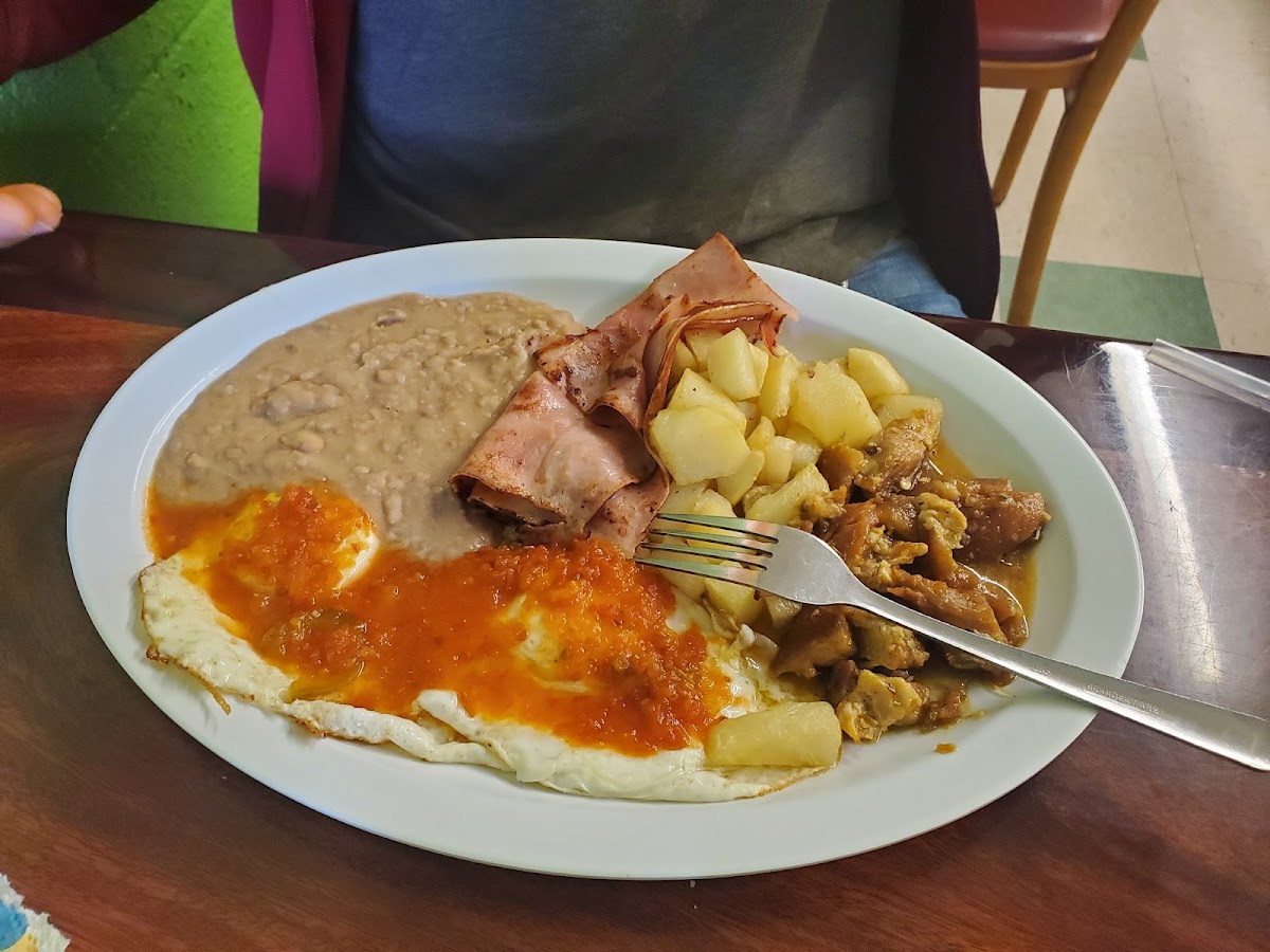 Martinez Cafe-3