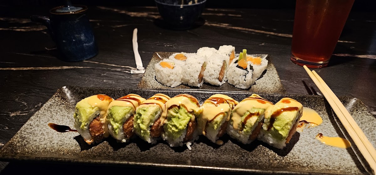 Maru Sushi And Ramen-5