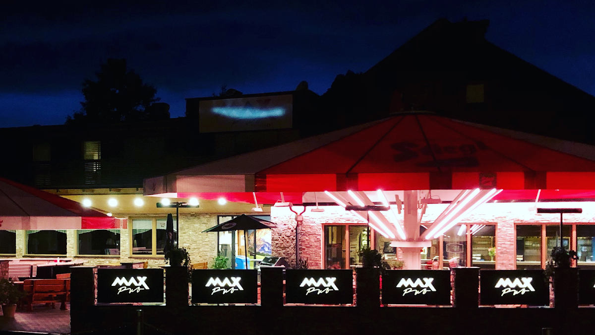 Max Pub Restaurant-4
