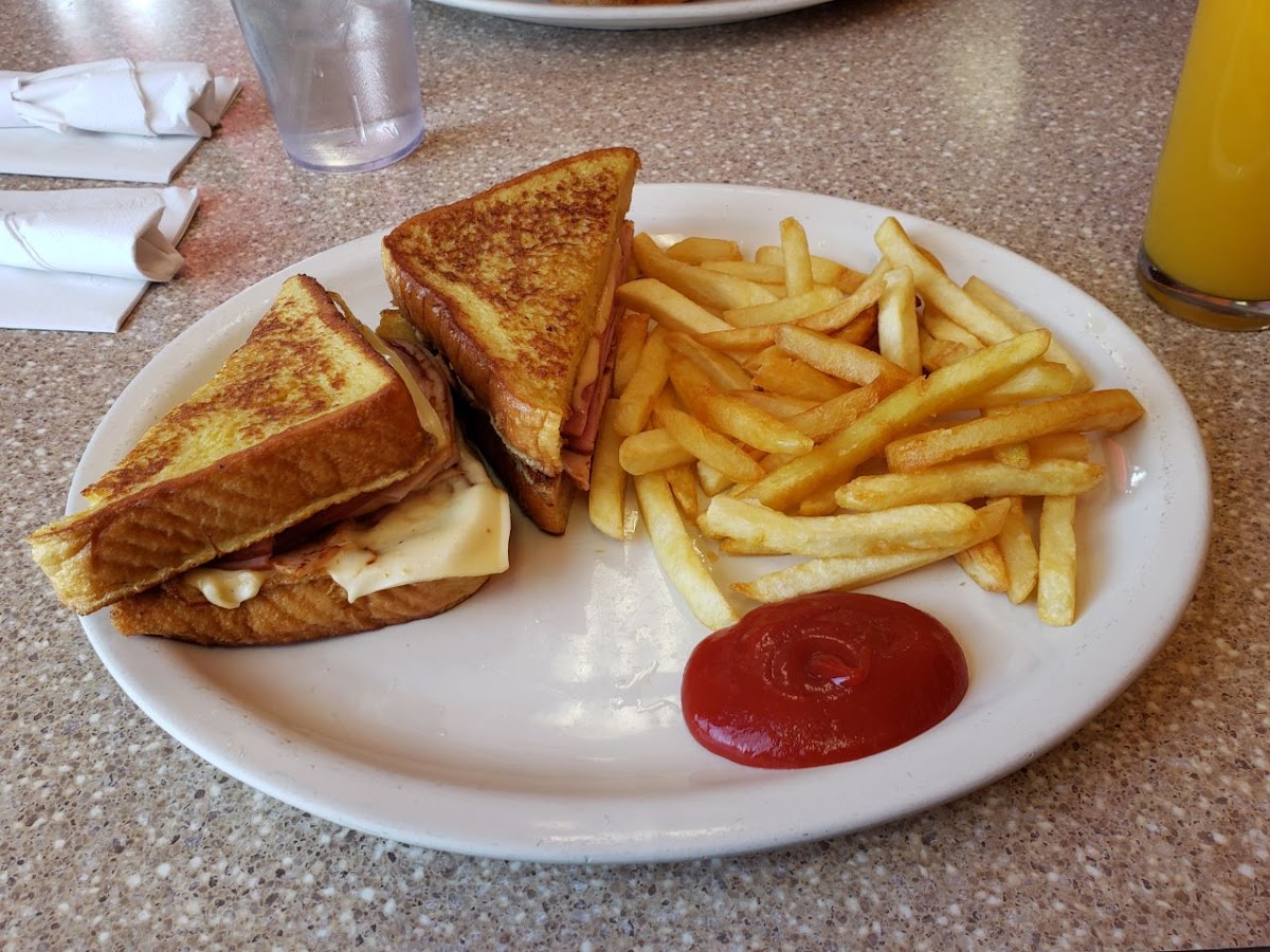 Max's House Of Pancakes-5