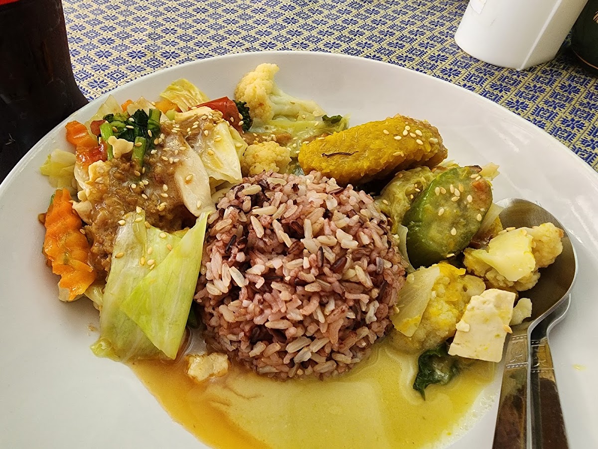 May Kaidee Tanao Vegetarian & Vegan Restaurant-10