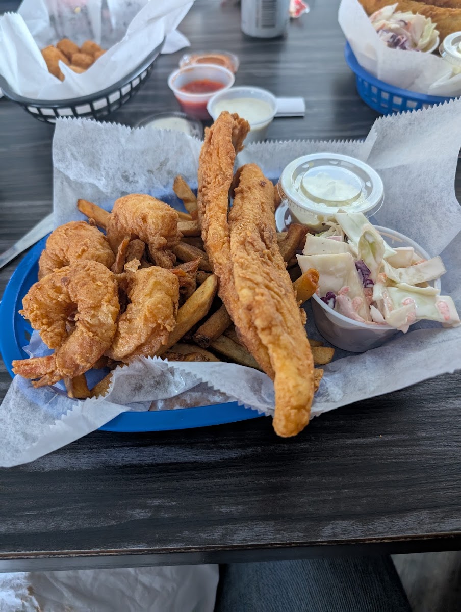 Mayfly Tavern-2