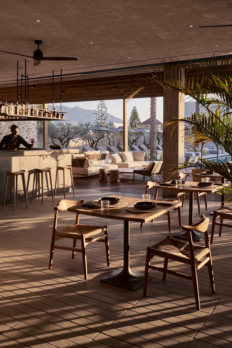 Mazimas By Theros Restaurant