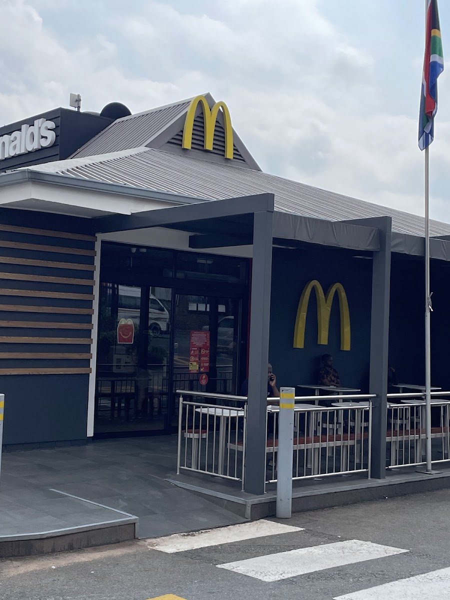 Mcdonald's Krugersdorp Drive-Thru-4
