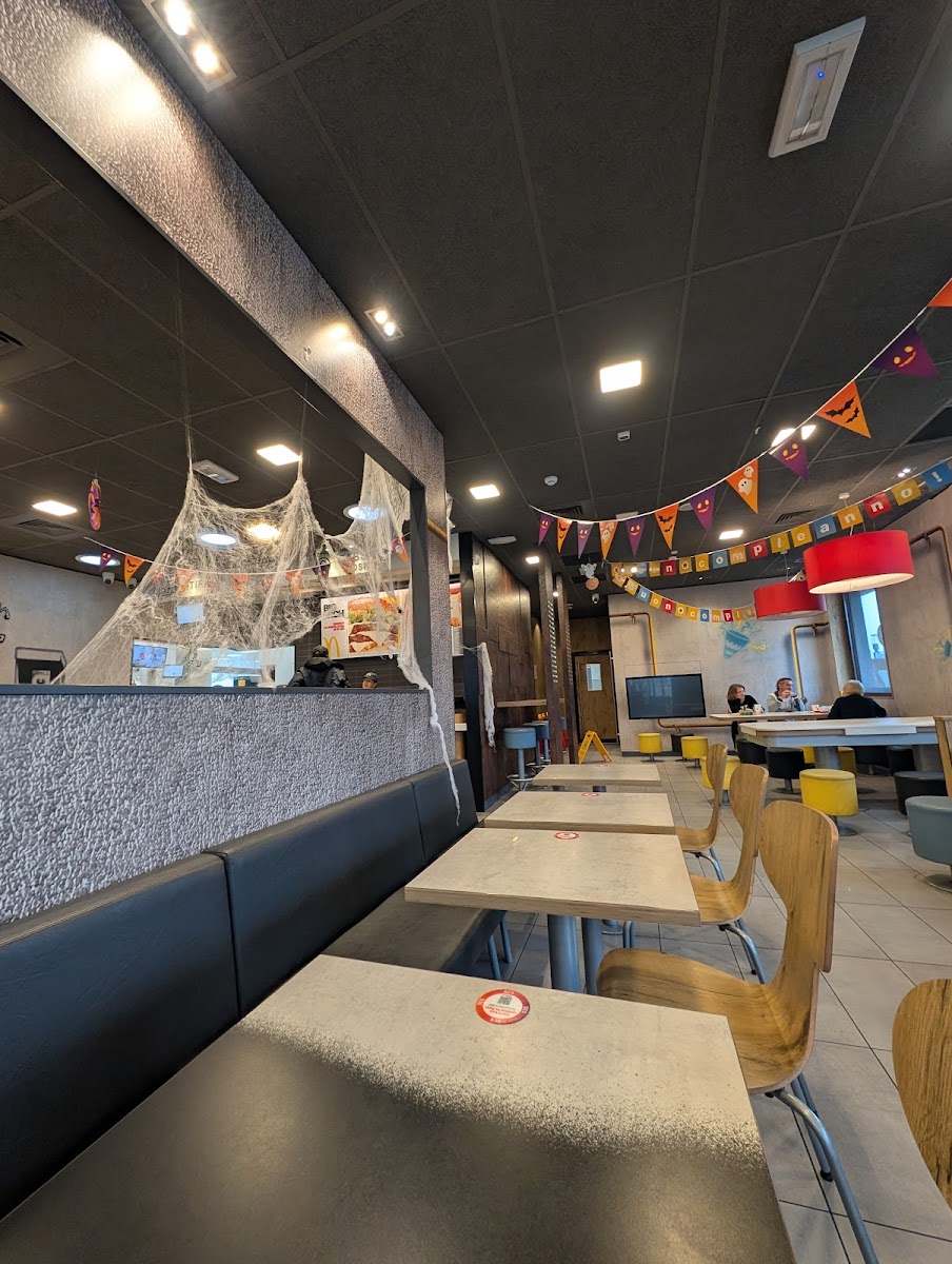 Mcdonald's Olbia Aldo Moro-4