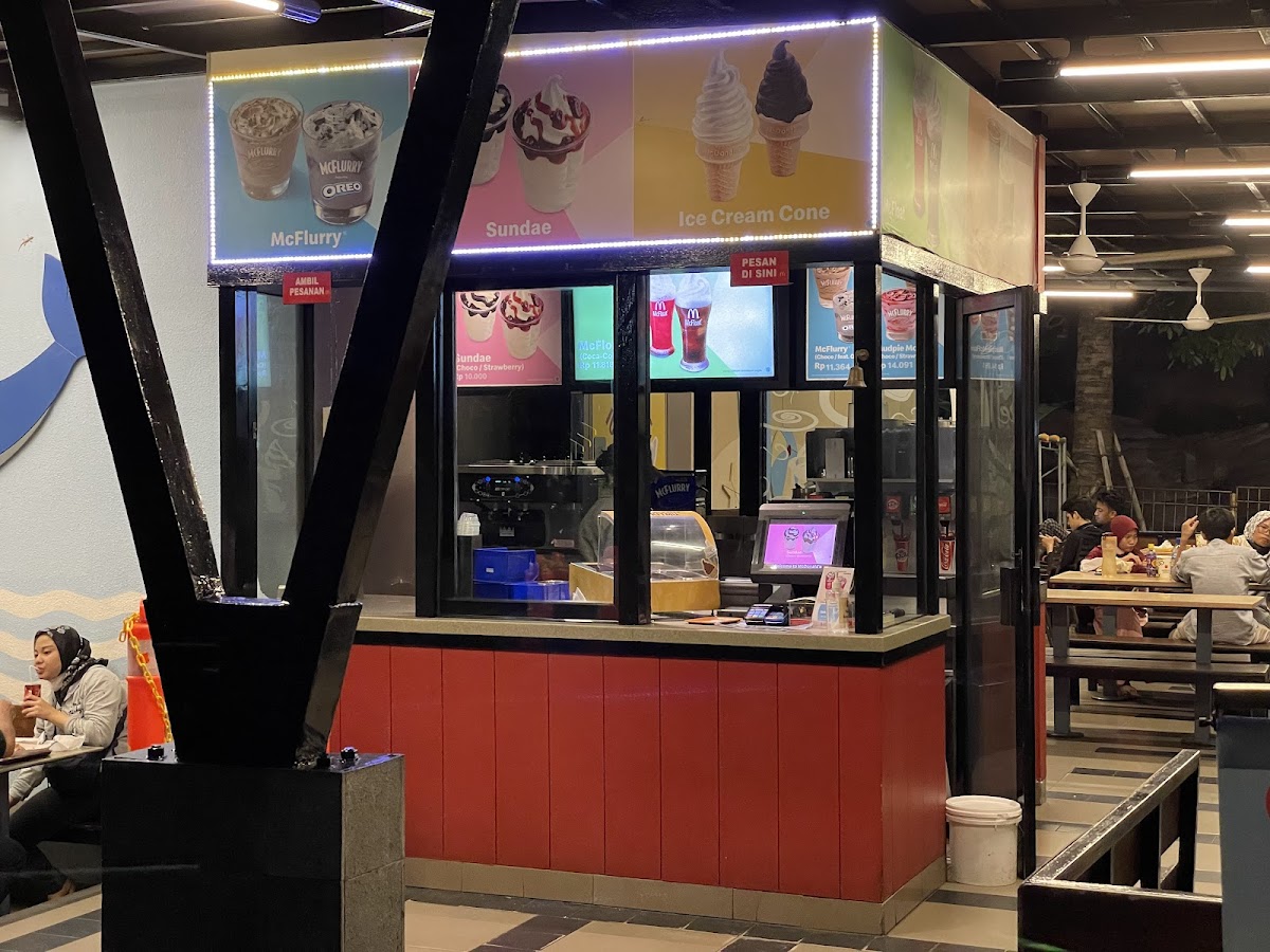 Mcdonald's Pantai Ancol