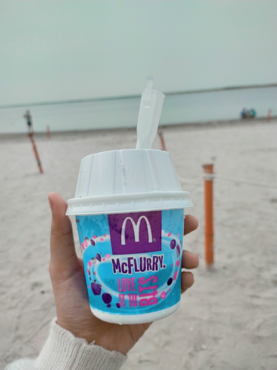 Mcdonald's Pantai Ancol-9